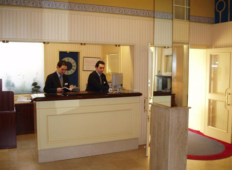Hrc Hotel Madri Exterior foto