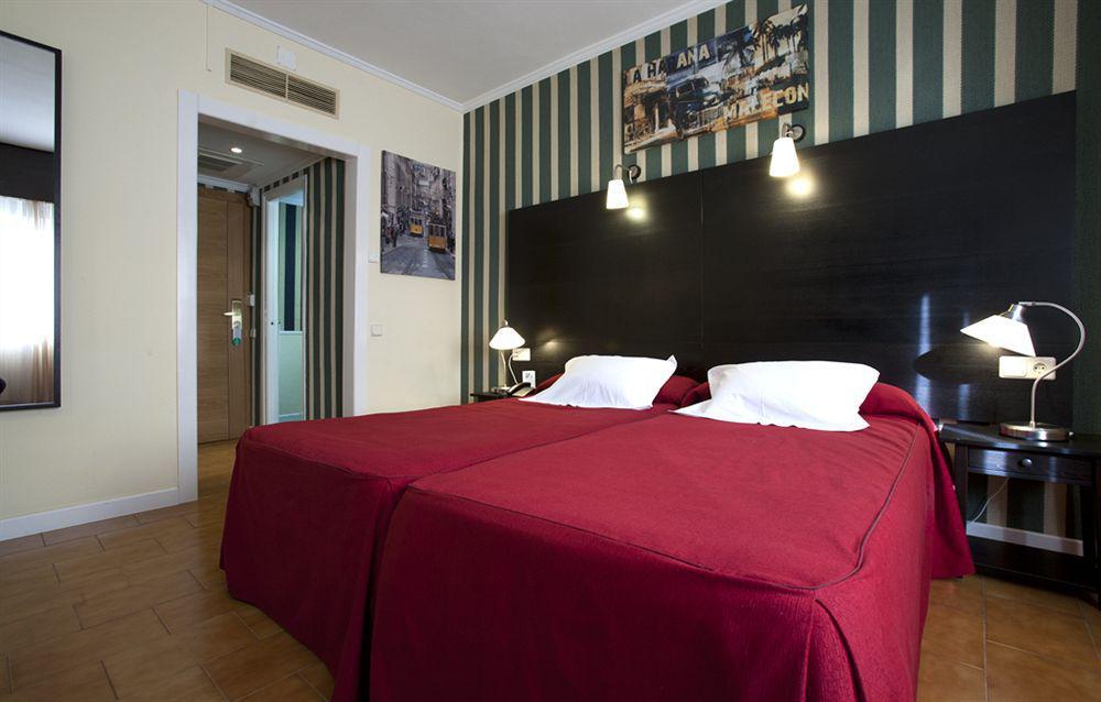 Hrc Hotel Madri Exterior foto